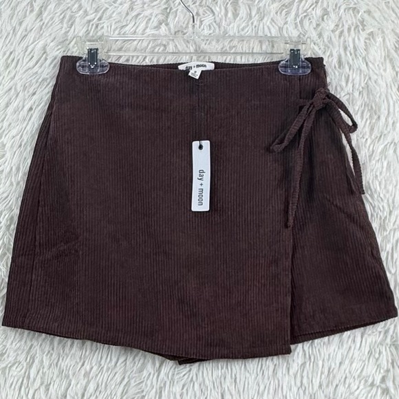 Day + Moon Pants - Day + Moon Brown Corduroy Wrap Mini Skort NWT Size S